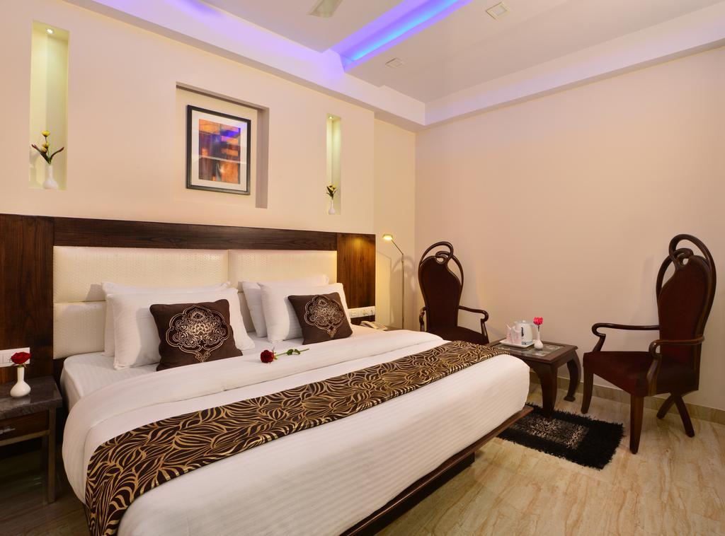 Hotel Stay Well Dx Ню Делхи Екстериор снимка